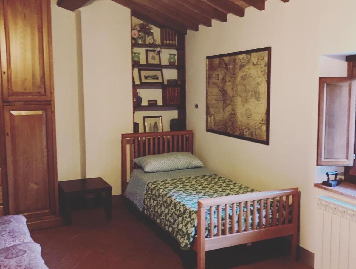 Castello Di Urbech Apartment Pratovecchio Bagian luar foto